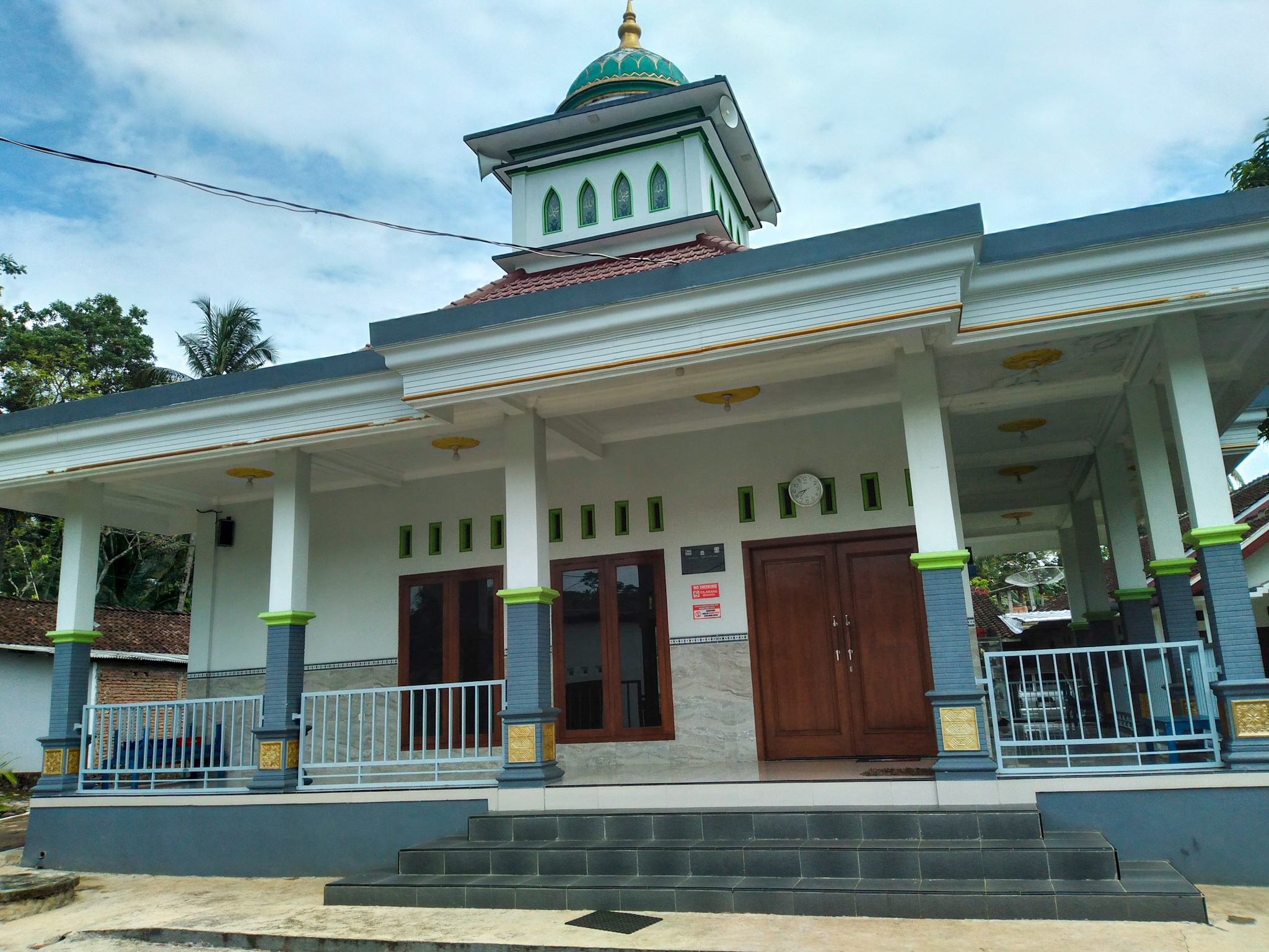 Masjid Dusun